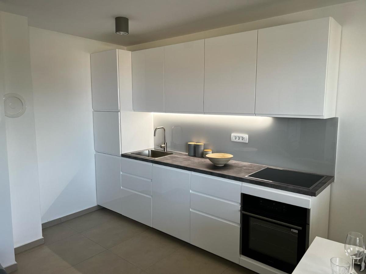 Apartman Ana Sveti Anton  エクステリア 写真